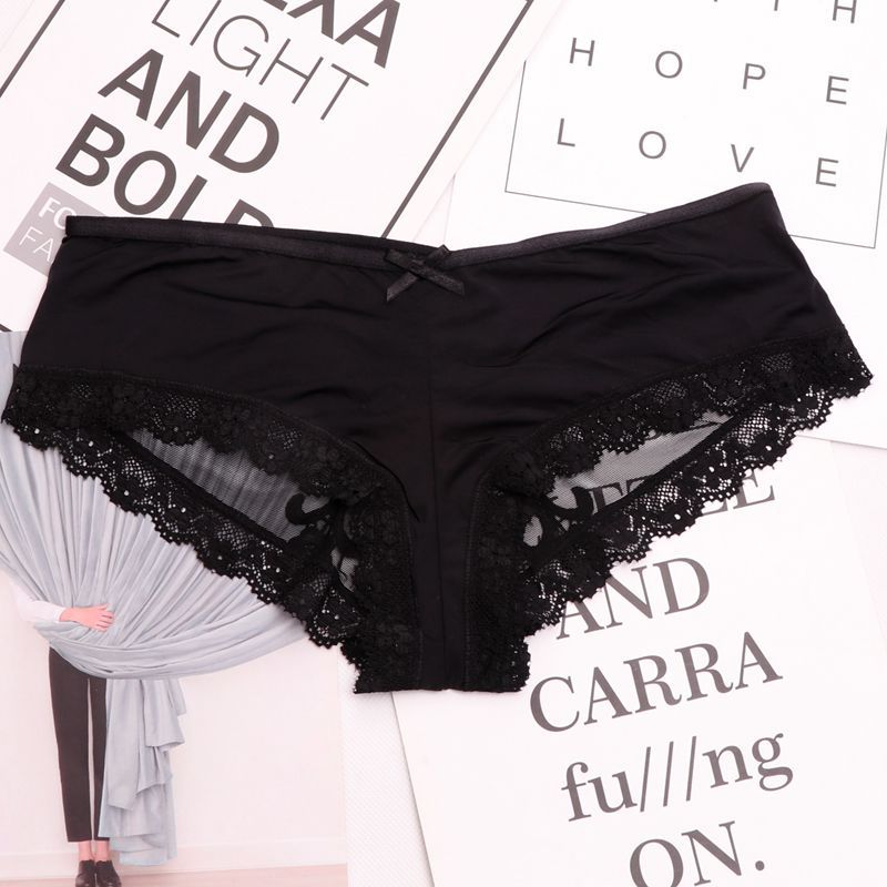 Culotte en dentelle