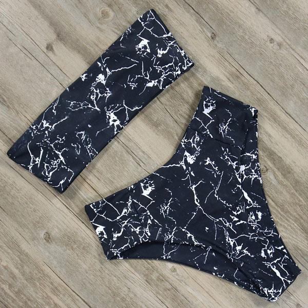 Maillot de bain deux pièces sans bretelles