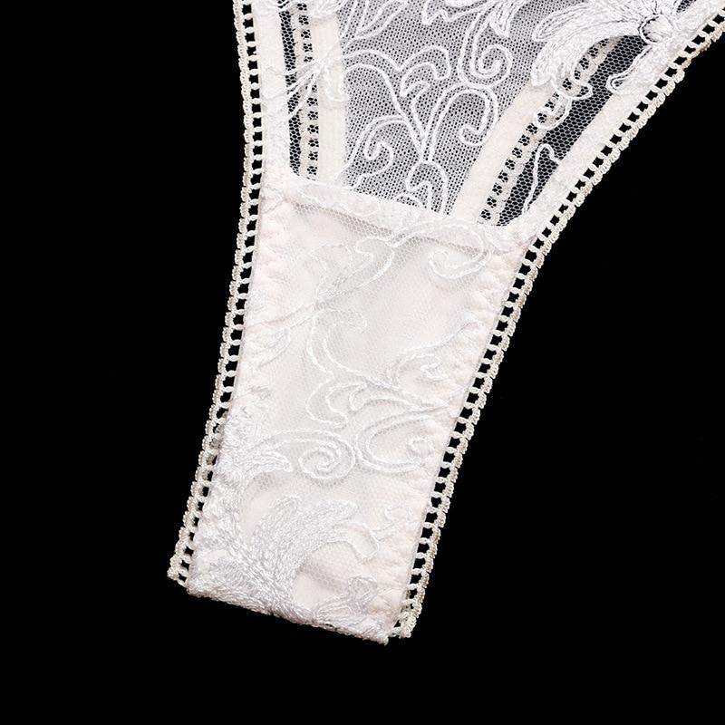 Ensemble de lingerie en dentelle