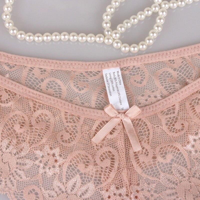 Tongs en dentelle - 3 pièces