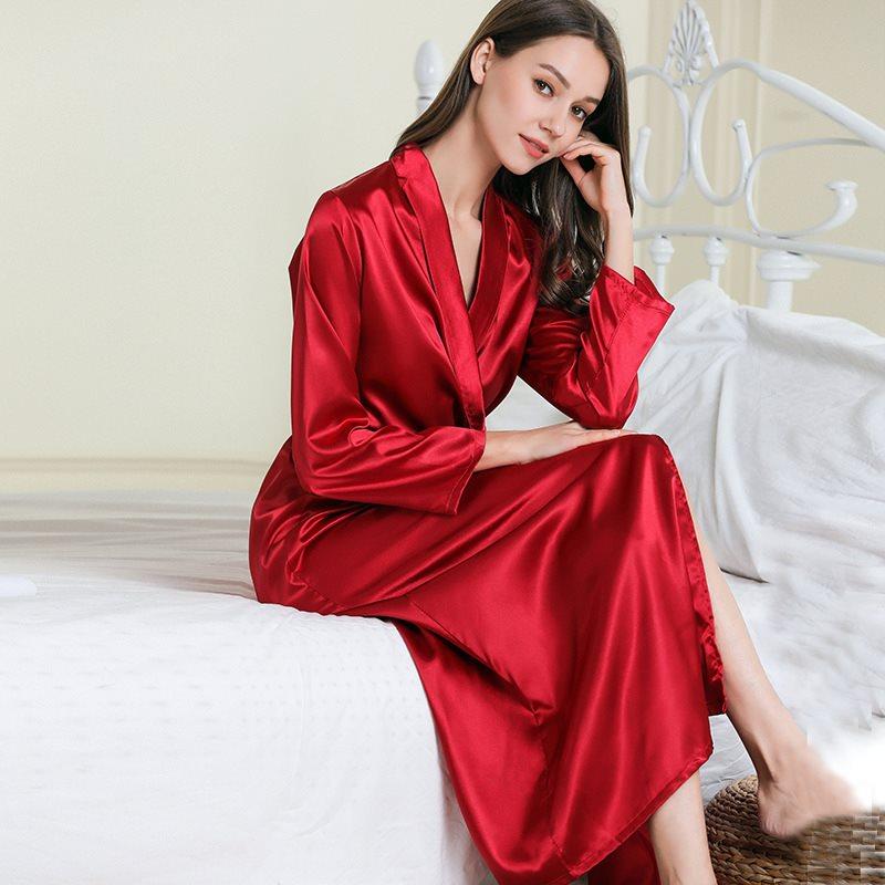 Peignoir long satiné