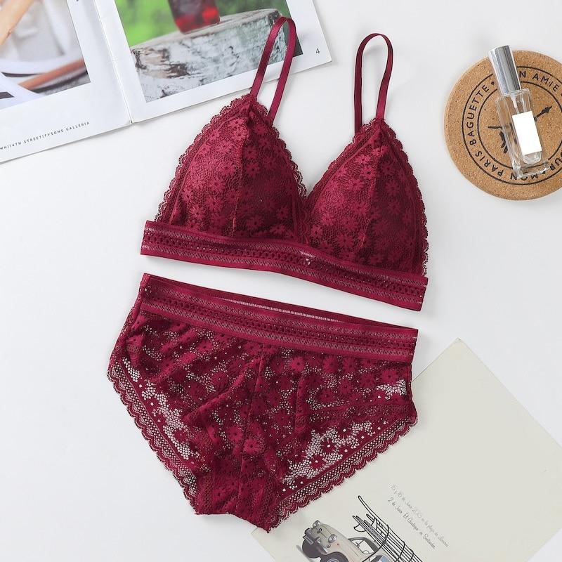 Ensemble de lingerie en dentelle