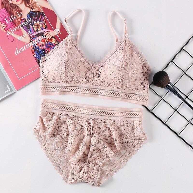 Ensemble de dentelle