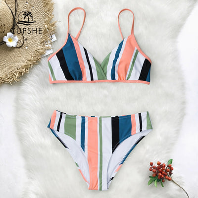 Maillot de bain deux pièces rayé