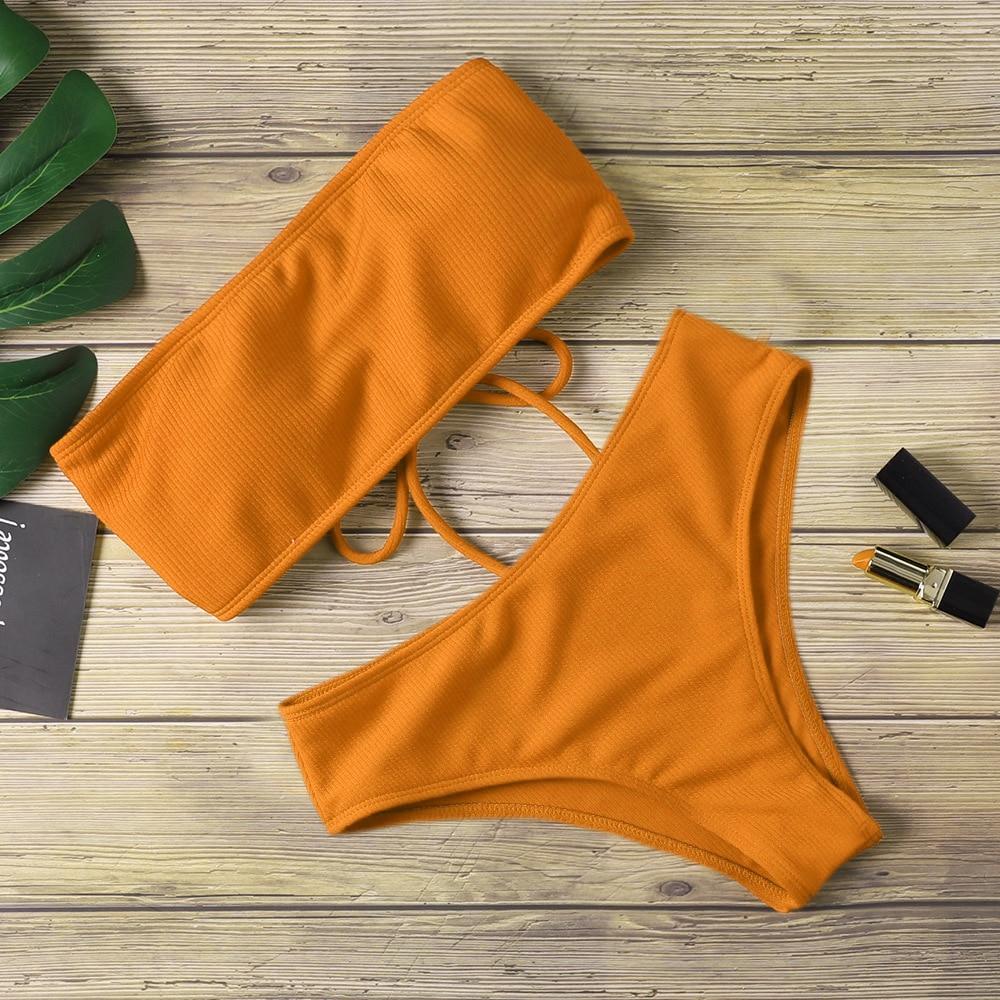Maillot de bain deux pièces sans bretelles
