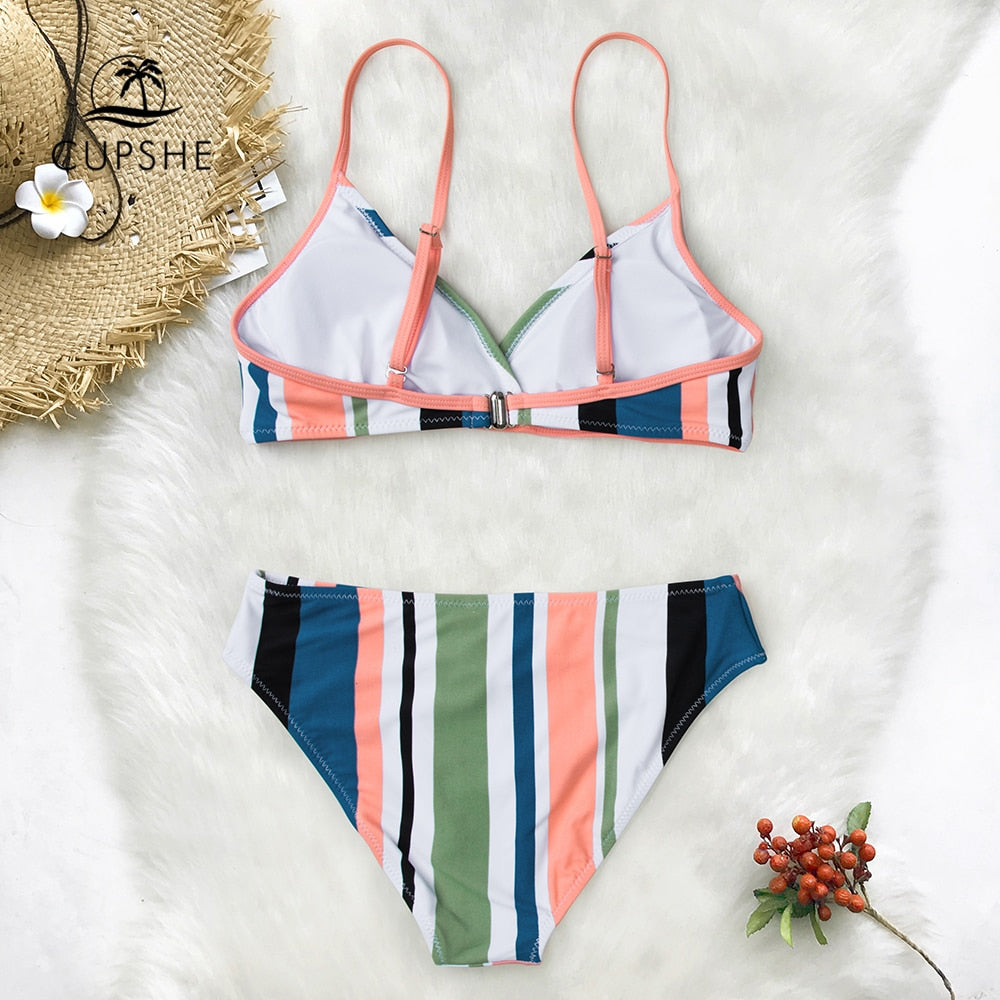 Maillot de bain deux pièces rayé