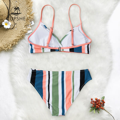 Maillot de bain deux pièces rayé
