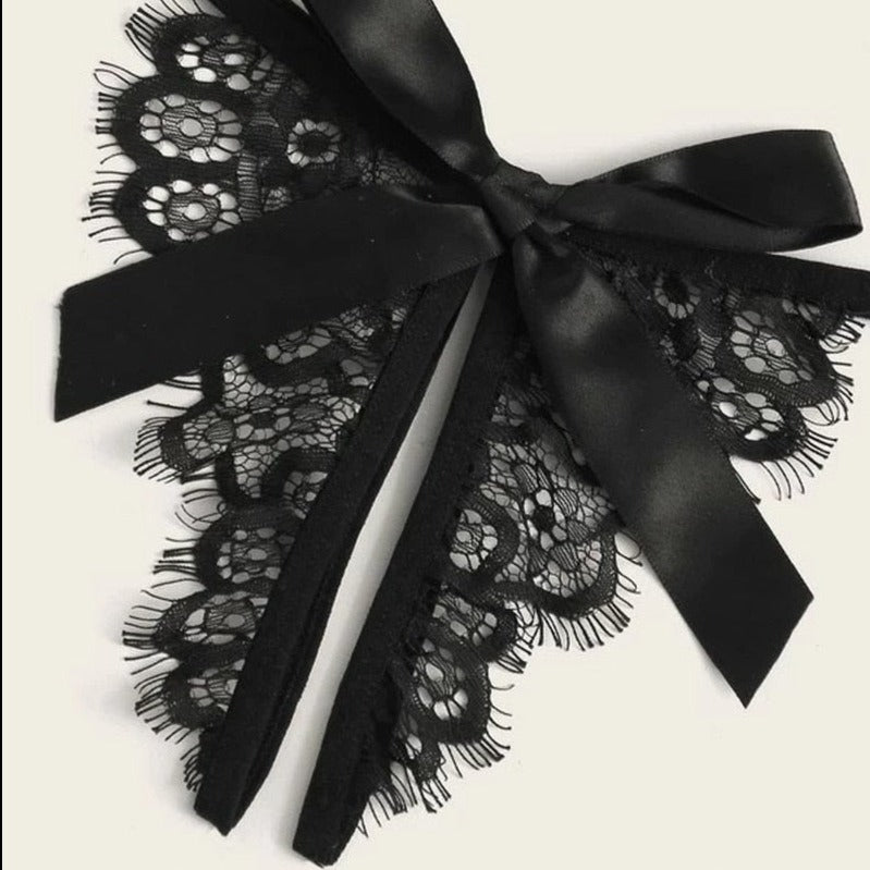 Un ensemble de sous-vêtements en dentelle
