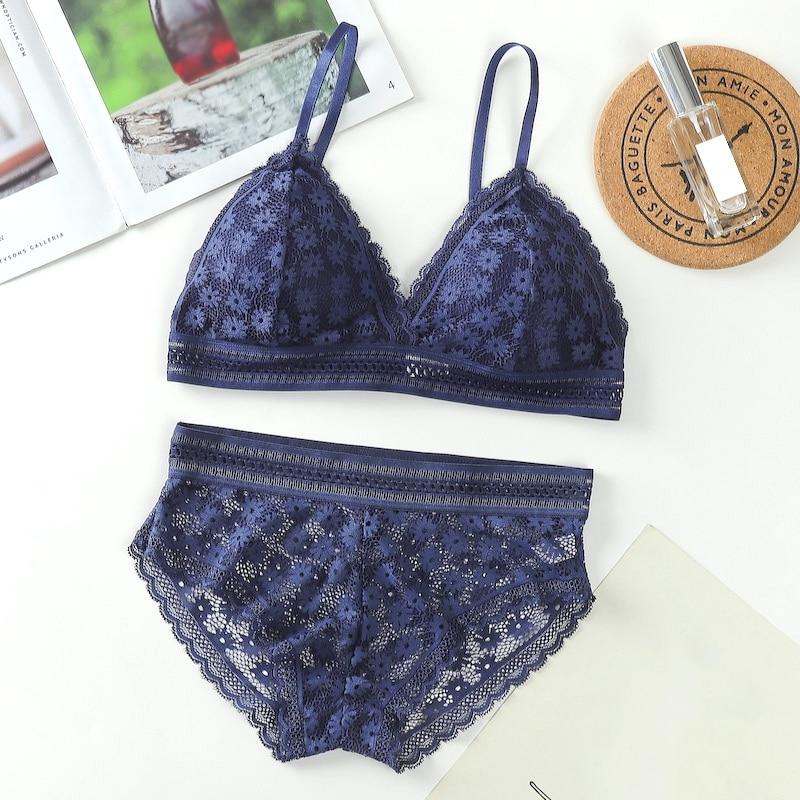 Ensemble de lingerie en dentelle