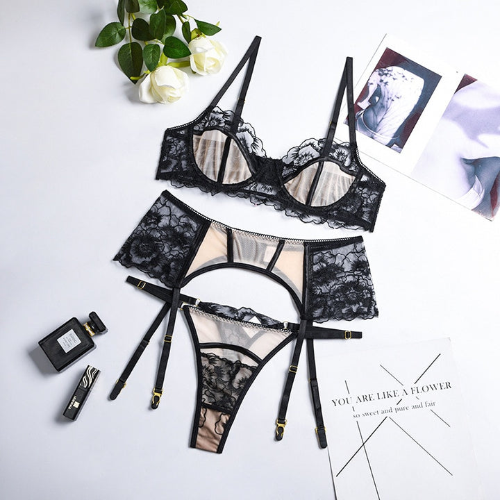 Ensemble de lingerie 3 pièces élégant avec dentelle